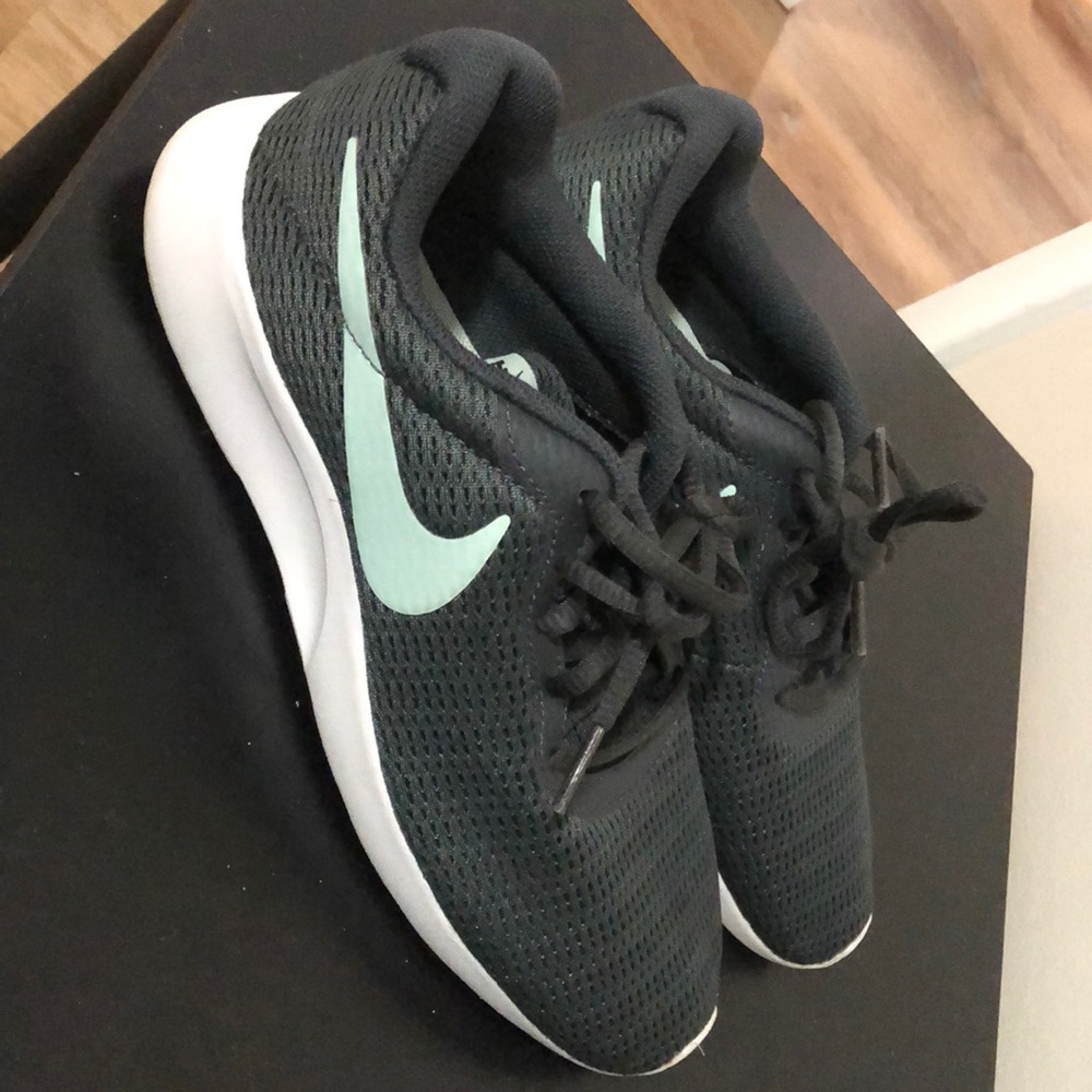 Women’s Nike running shoes